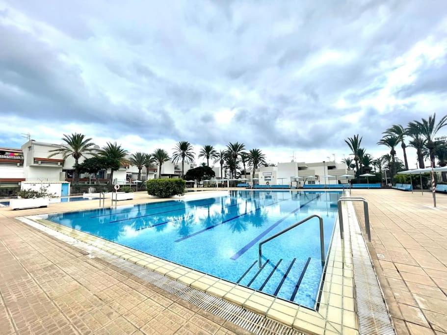 Apartamento Con Piscina Sur De Tenerife Costa Del Silencio Luaran gambar