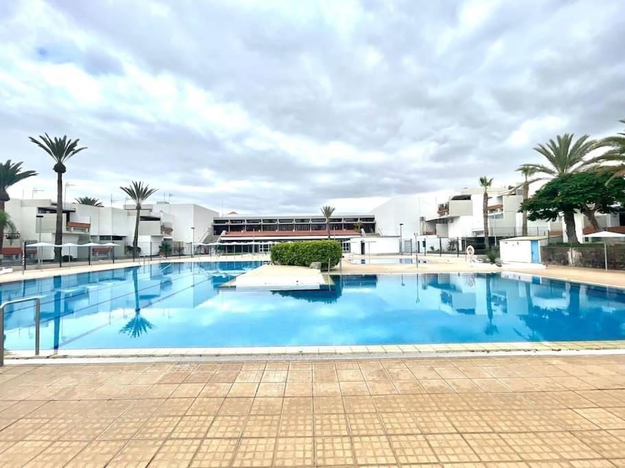 Apartamento Con Piscina Sur De Tenerife Costa Del Silencio Luaran gambar