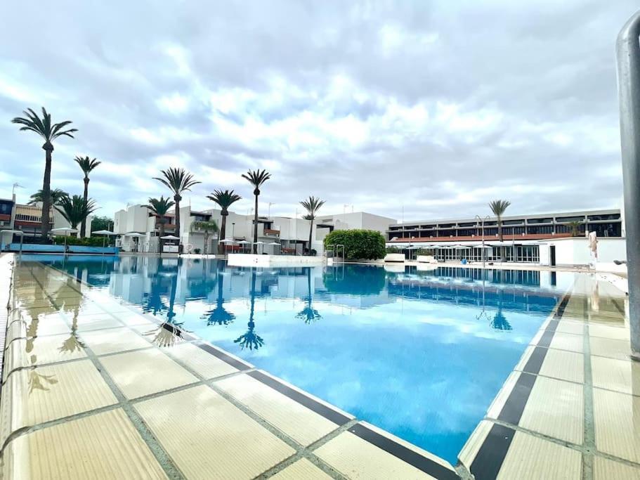 Apartamento Con Piscina Sur De Tenerife Costa Del Silencio Luaran gambar